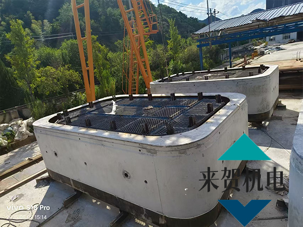 矩形頂管管節(jié)模具